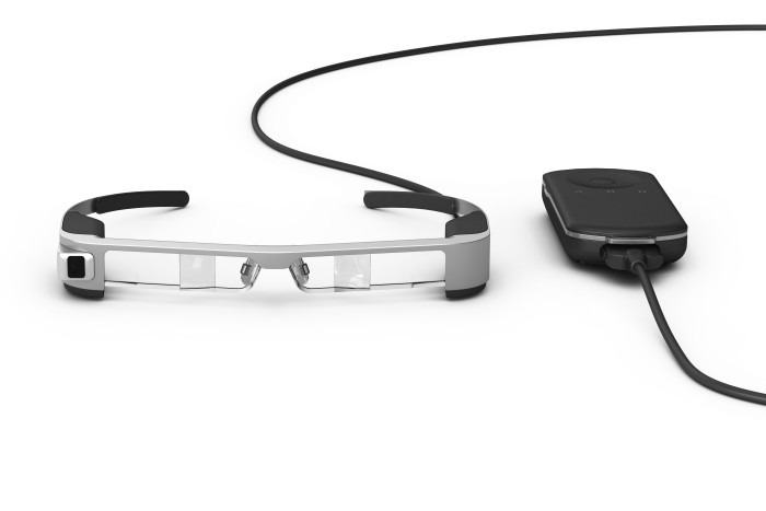Epson lanserar Moverio BT-300 – världens lättaste smarta glasögon med OLED