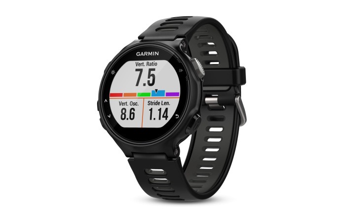 Garmin Forerunner 735XT – Träningsklocka för löpning och multisport med Elevate pulsmätare