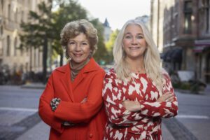Amelia Adamo och Ann Söderlund vill bidra till ökad kunskap kring underlivet och blir VagiVitals nya ambassadörer 1
