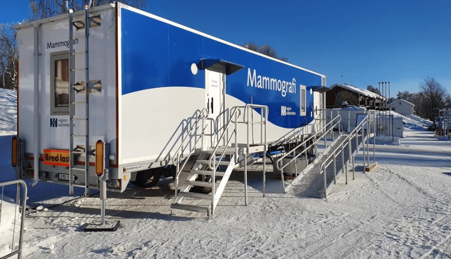 ​Ny och modern mammografivagn i Vilhelmina