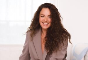Elexir Pharma teamar upp med Nathalie Steffner för att lyfta kvinnohälsa Elexir Pharma teamar upp med Nathalie Steffner för att lyfta kvinnohälsa