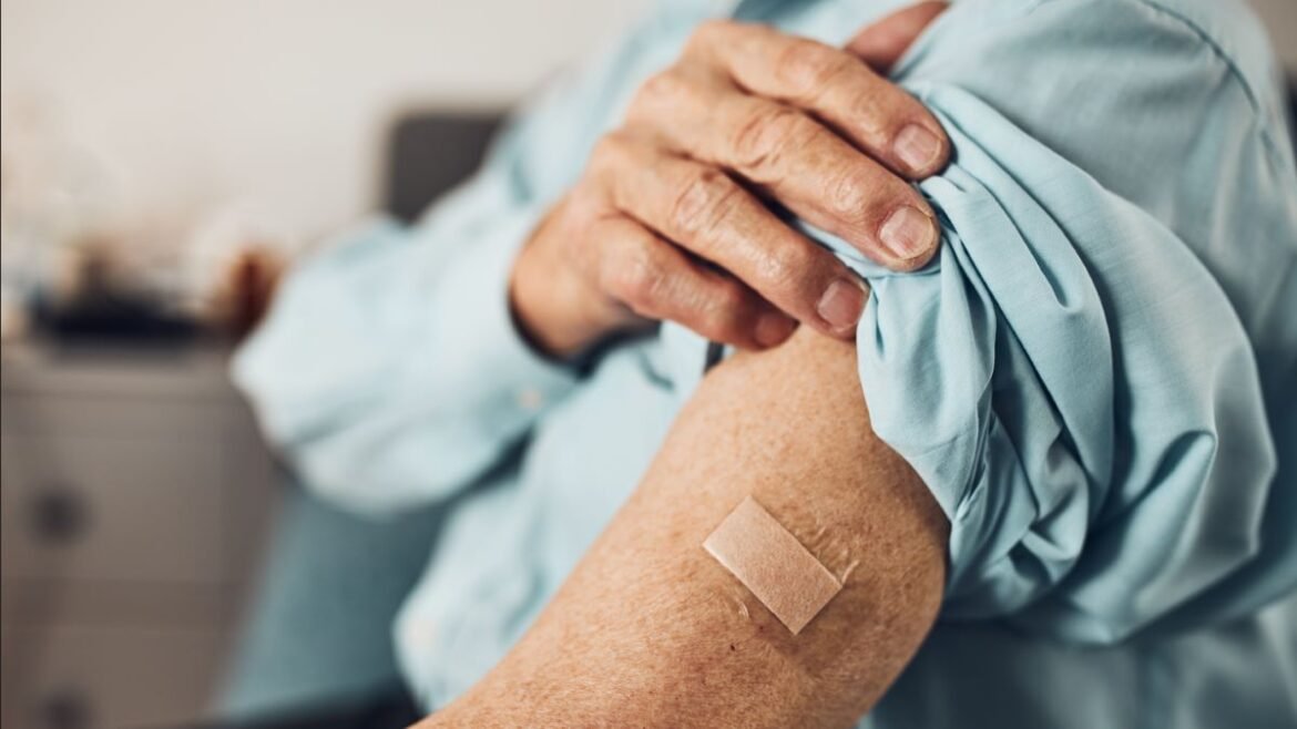 Undvik att bli allvarligt sjuk, vaccinera dig mot covid-19 och influensa