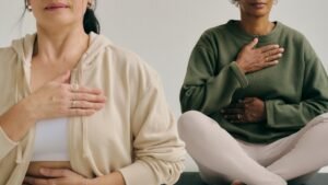 Mental hälsa i krisens tid: Att hitta balans i oroliga tider