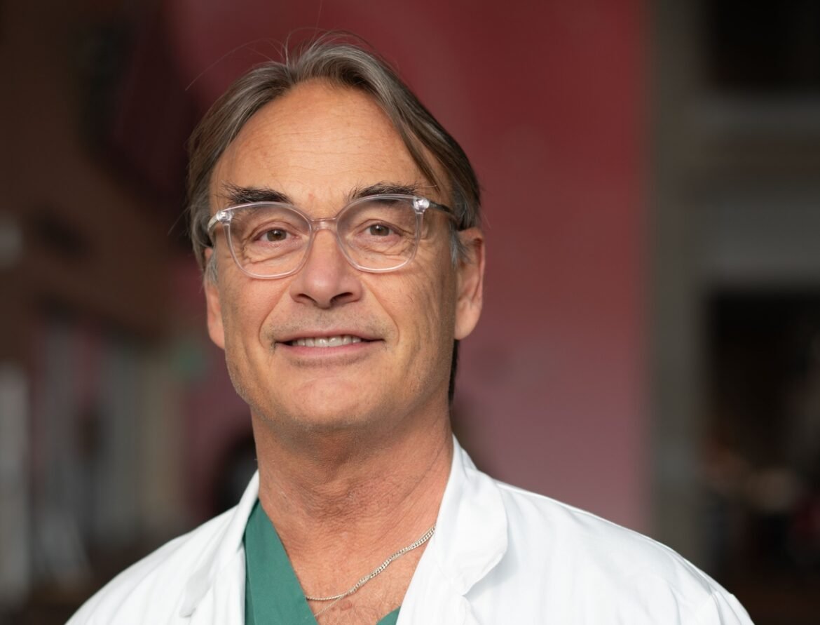 Så kan en hjärnskada bidra till Alzheimers