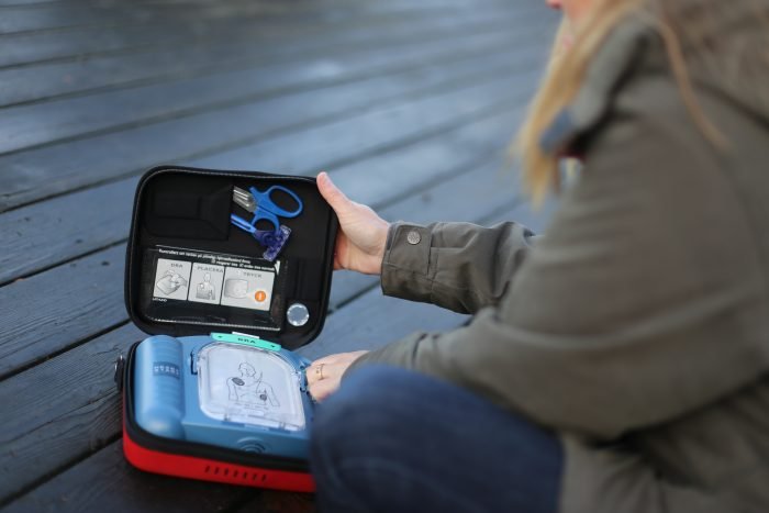 Rädda liv – öka tillgången till hjärtstartare
