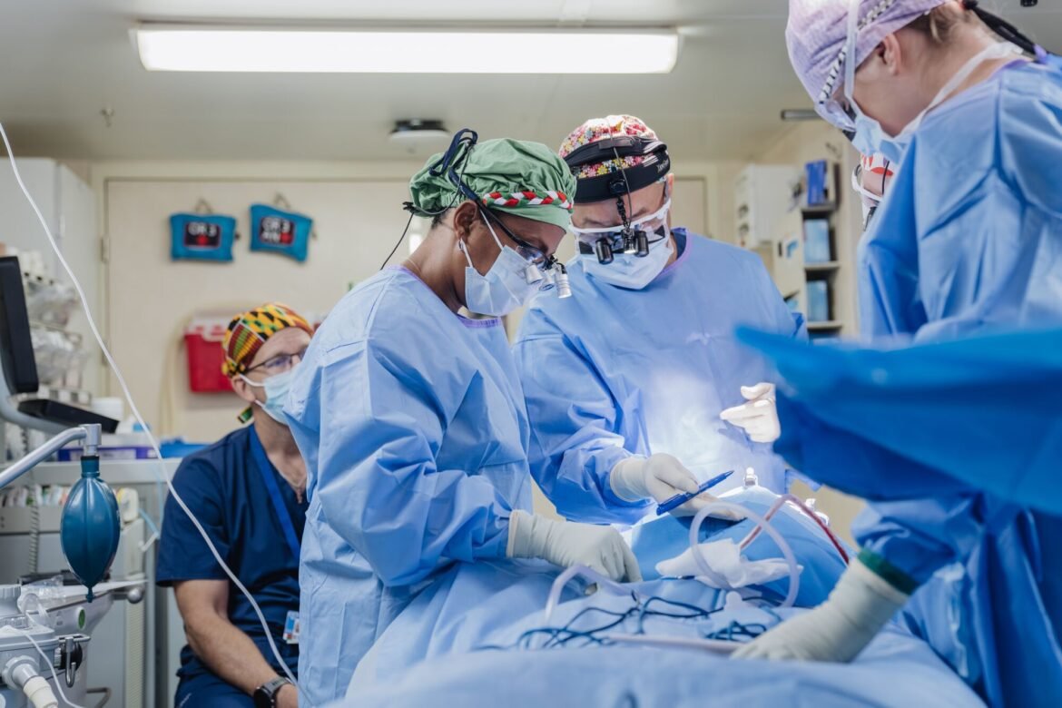 Så stärker Mercy Ships den holistiska vården för spaltpatienter på Madagaskar