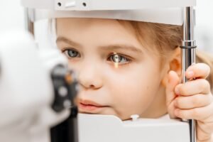 Barncancerfonden delar ut 64 miljoner kronor till forskartjänster