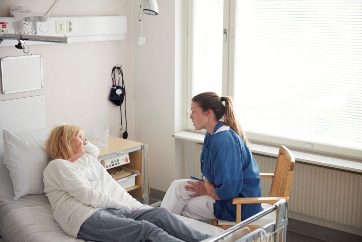 Ny vetenskaplig studie från Pfizer i Sverige: Antiviralt läkemedel en lönsam behandling för covid-19