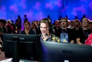 Esport möter samhällsnytta – ESA och Alzheimerfonden i fortsatt samarbete för forskningen
