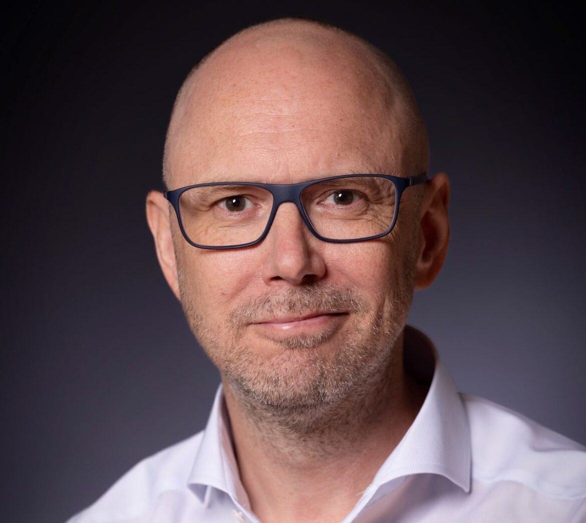 SNS Konjunkturråd 2026: Kan invandring, AI och privata arbetsgivare säkra välfärdens personalförsörjning?