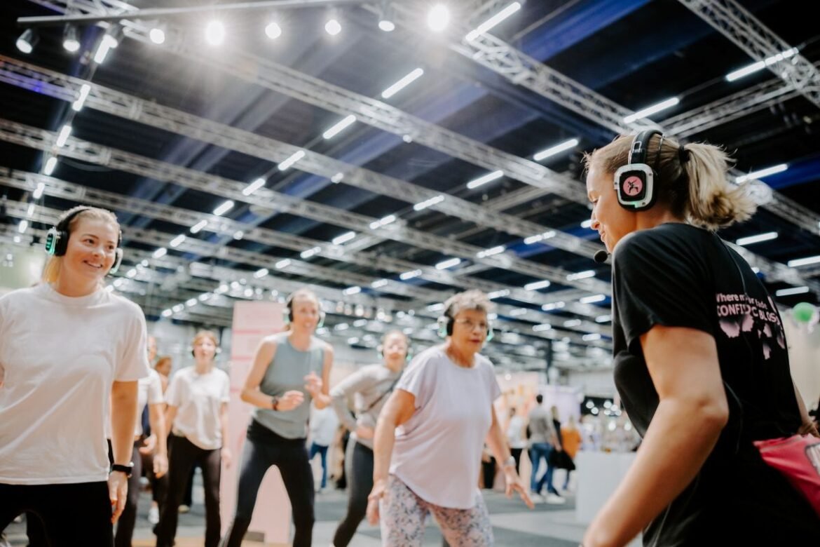 Flow & Glow bjuder in till dans helt utan speglar, prestation och krav