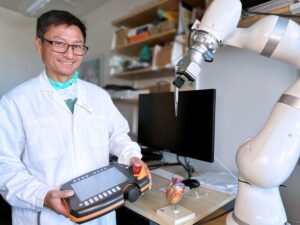 Kiet Tran robot Fotobyline Monne Ljungberg, Skånes universitetssjukhus dgtyyt