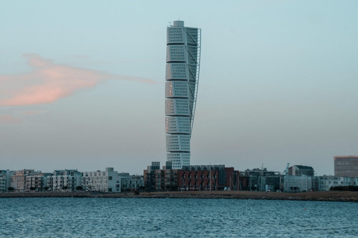 alexanderwaltner turning torso 4009540 1920