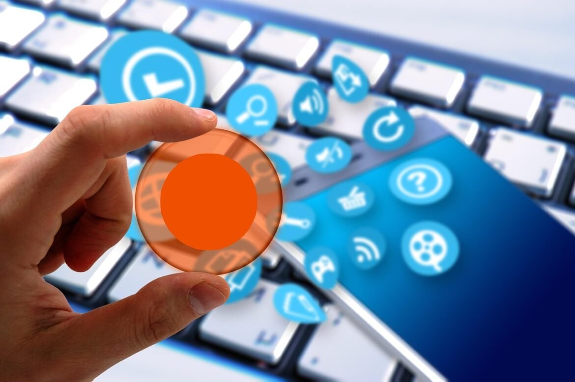 geralt keyboard 4664731 1280