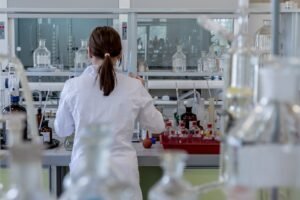 jarmoluk laboratory 2815641 1920