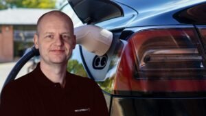 6 av 10 bilägare slappnar av bättre i bilen än hemma – och det handlar inte om körningen 6 av 10 bilägare slappnar av bättre i bilen än hemma – och det handlar inte om körningen